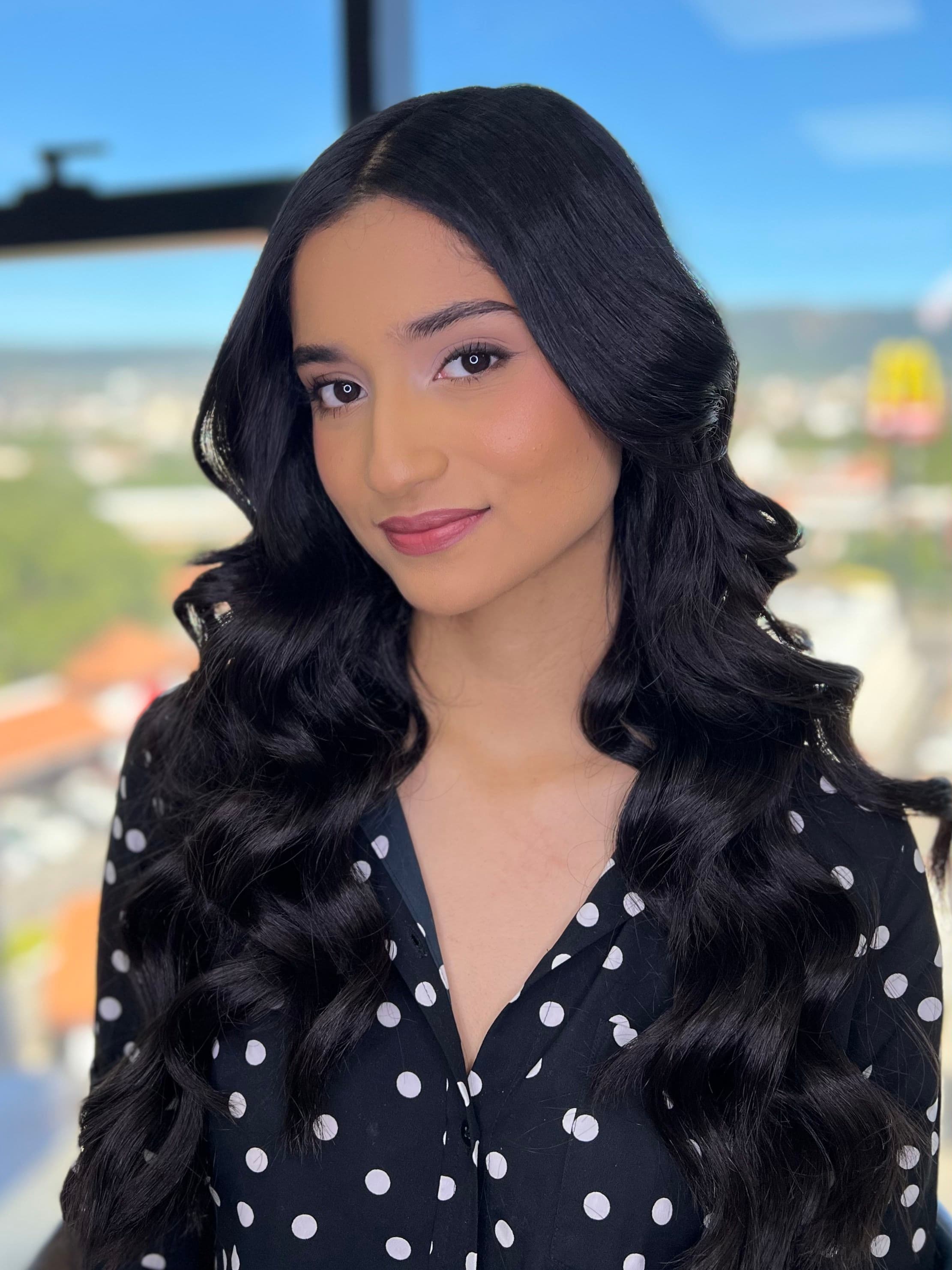 Maquillaje social suave con acabado natural en Tegucigalpa.