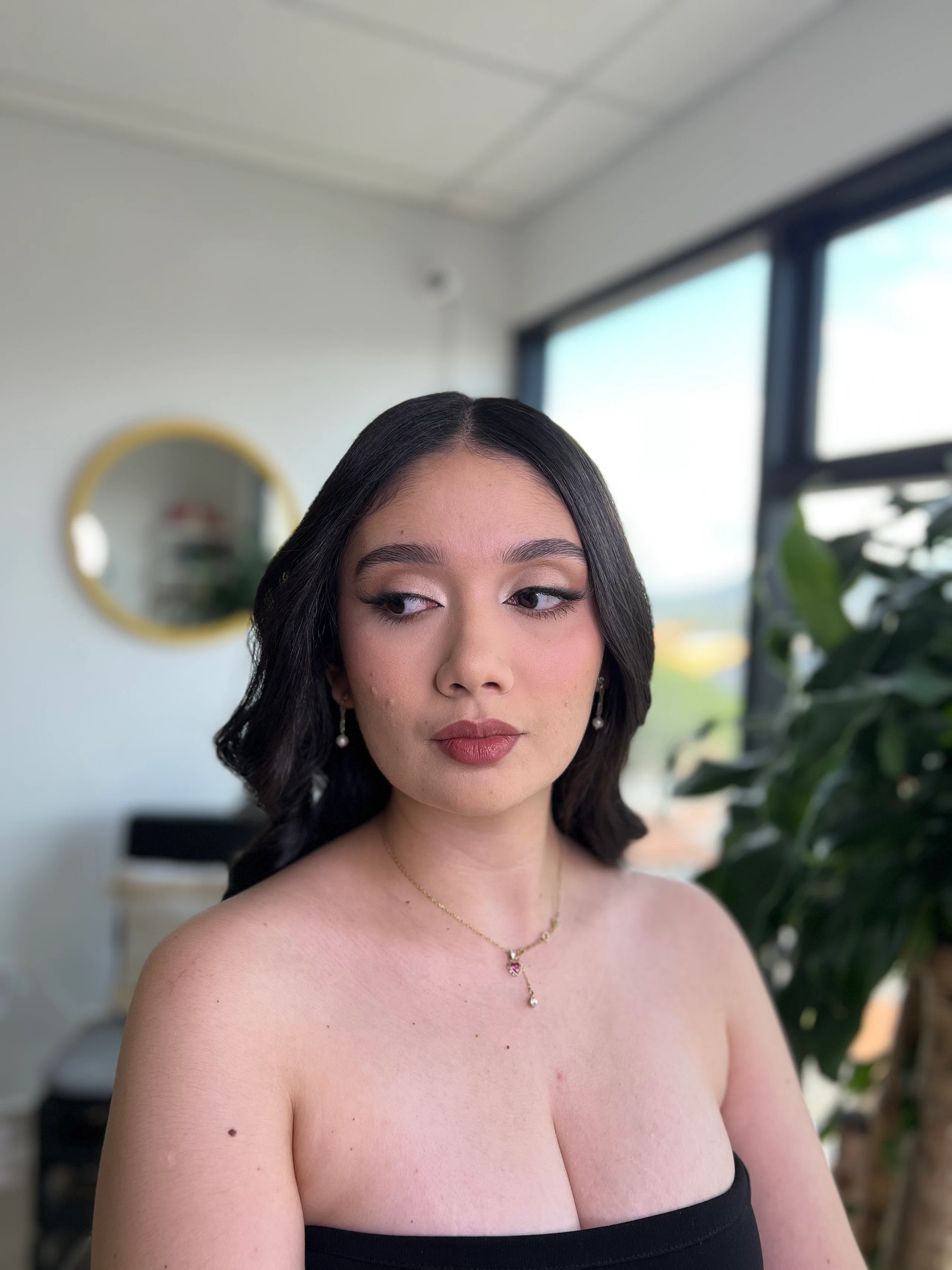 Salón de belleza Bulevar Suyapa, Tegucigalpa. Make up artist Tegucigalpa. Maquillaje para novias en Tegucigalpa.